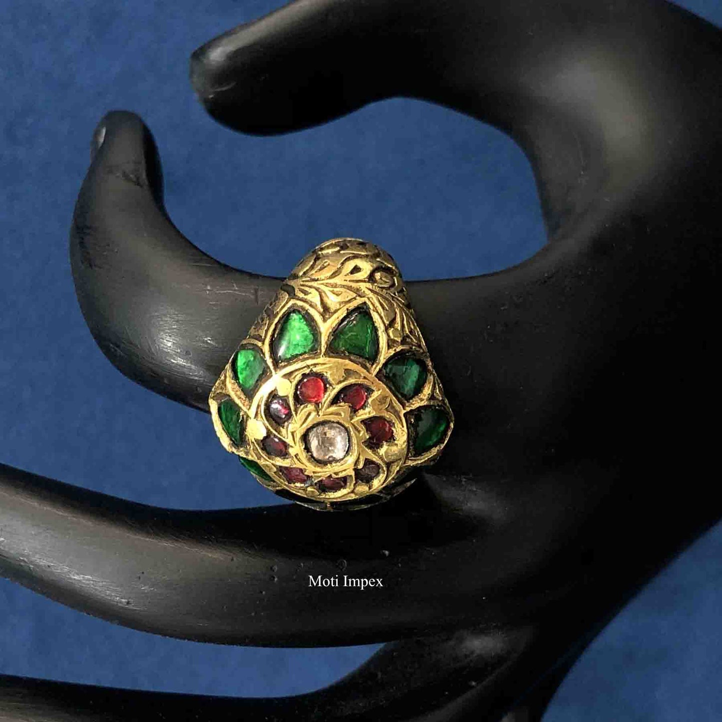 22k Gold Uncut Diamond Polki Antique Partash Work Queen Ring