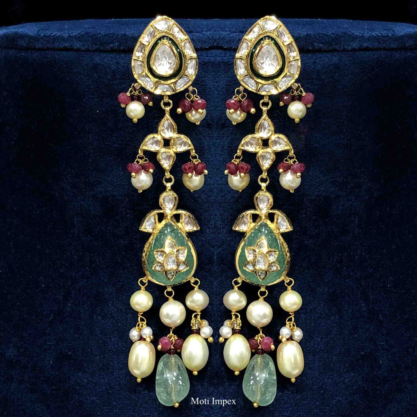 18k Gold Uncut Diamond Polki Beryl,  Emerald Jadau Choker Necklace Set