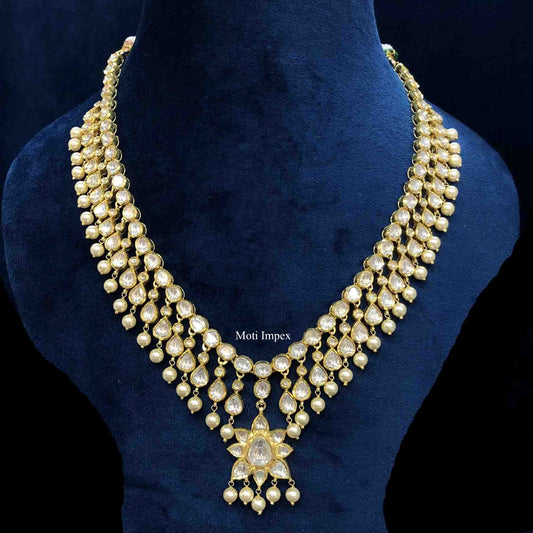 18k Gold and Diamond Polki Single Line Necklace Set with uncut diamonds Pearls