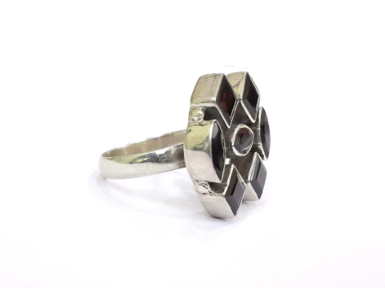 925 Silver Garnet gemstone Ring For Woman And Girls
